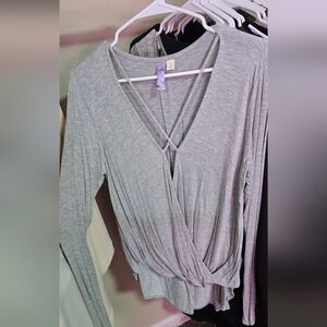 Alya Heather Gray V-Neck Top